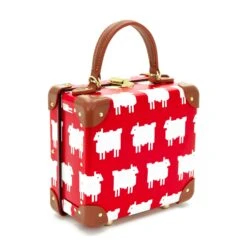 Warm & Wonderful X Globe-Trotter London Square -Clothing Store 7mu STANDING ANGLED BASE