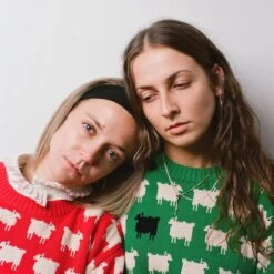 Warm & Wonderful Women's Fitted "Diana Edition" RWS-Certified Wool Sheep Sweater 9 Warm & Wonderful Women's Fitted "Diana Edition" RWS-Certified Wool Sheep Sweater -Clothing Store image 2171c229 9158 4541 be69 86d504c26475